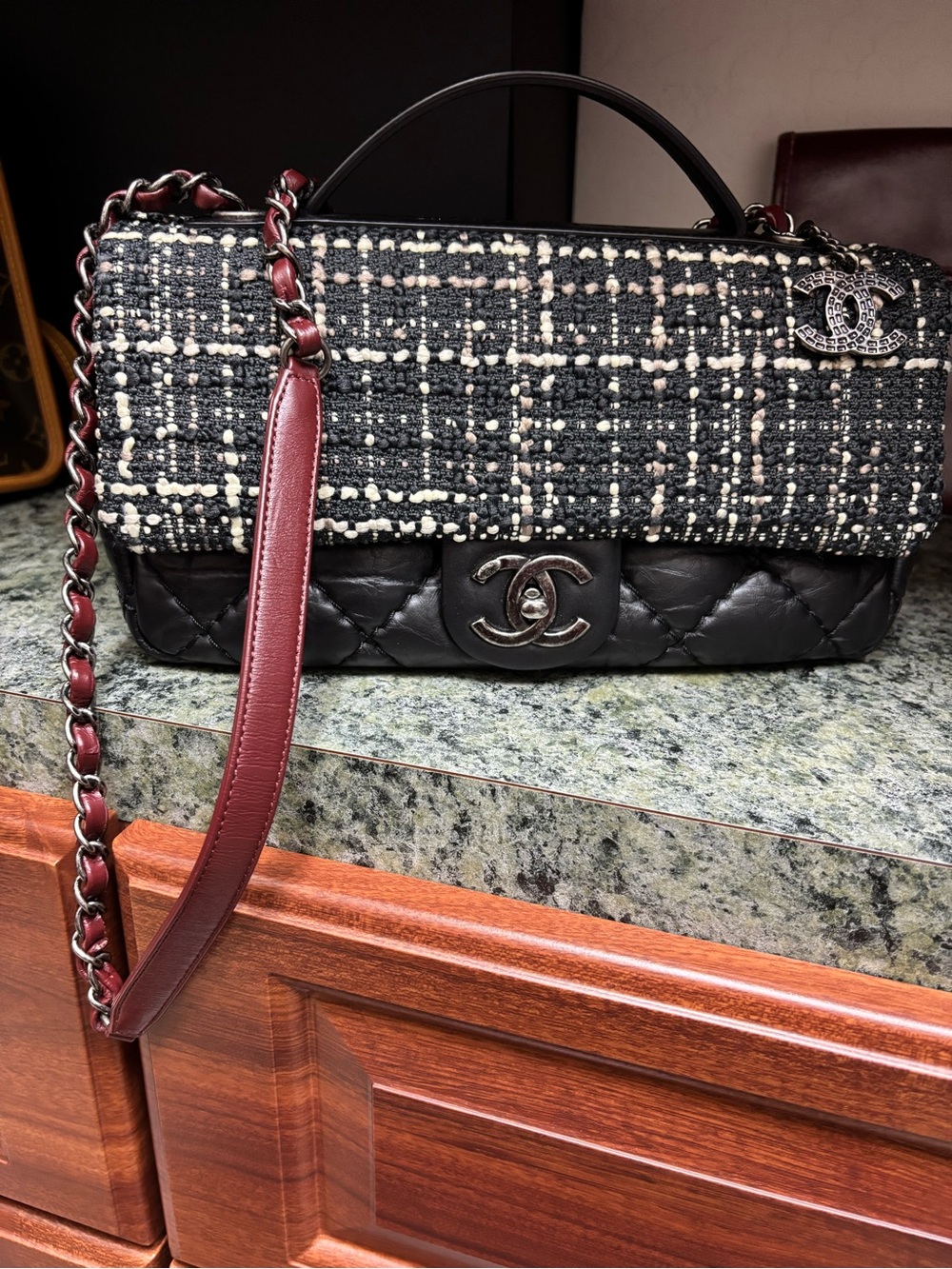CHANEL Black Tweed & Leather Quilted Flap Shoulder Bag